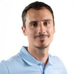 Clément, technicien Ax'eau en recherche de fuites à Nantes